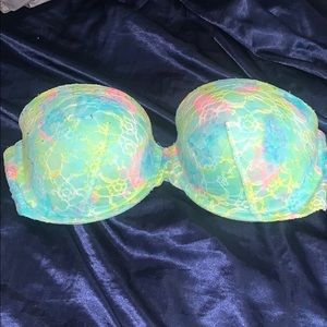 Victoria Secret Strapless Bra